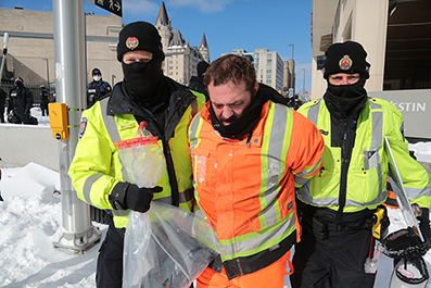 Police Break Up Ottawa Truck Protest : February 2022 : Personal Photo Projects : Photos : Richard Moore : Photographer